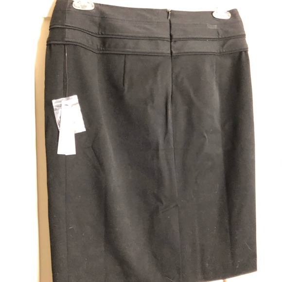 Adrienne Vittadini black skirt - Picture 4 of 5